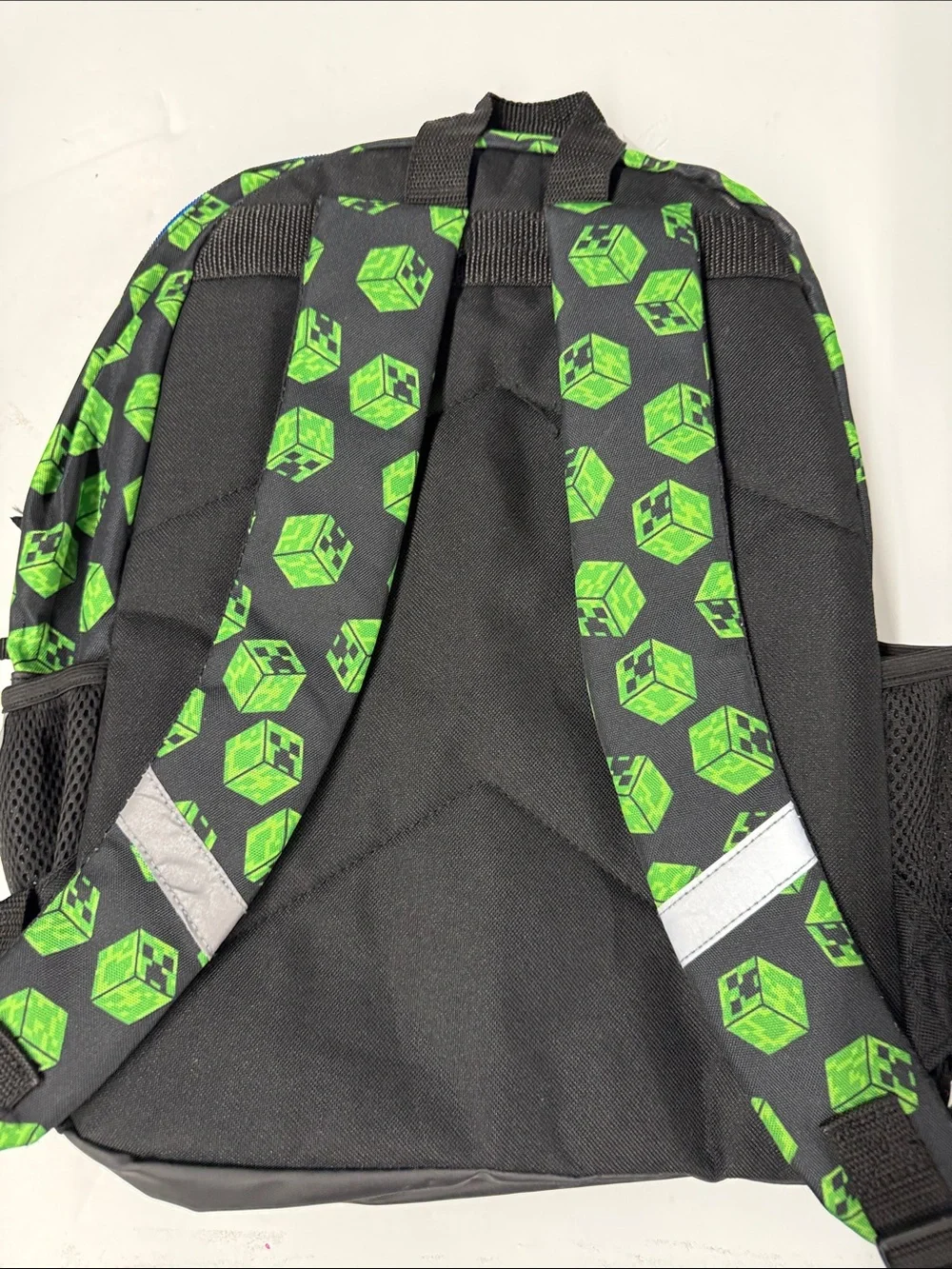 NEW Minecraft Backpack - Green Creeper Design w/ Lunchbox